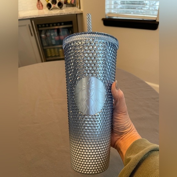 Starbucks 2023 Blue Silver Icicle Ombre Bling Studded Venti Tumbler. NWT. - Picture 3 of 8